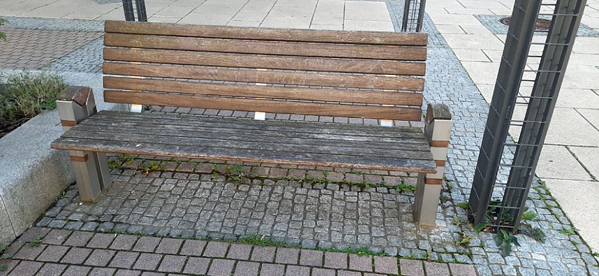 Sitzb&auml;nke in der Innenstadt werden saniert