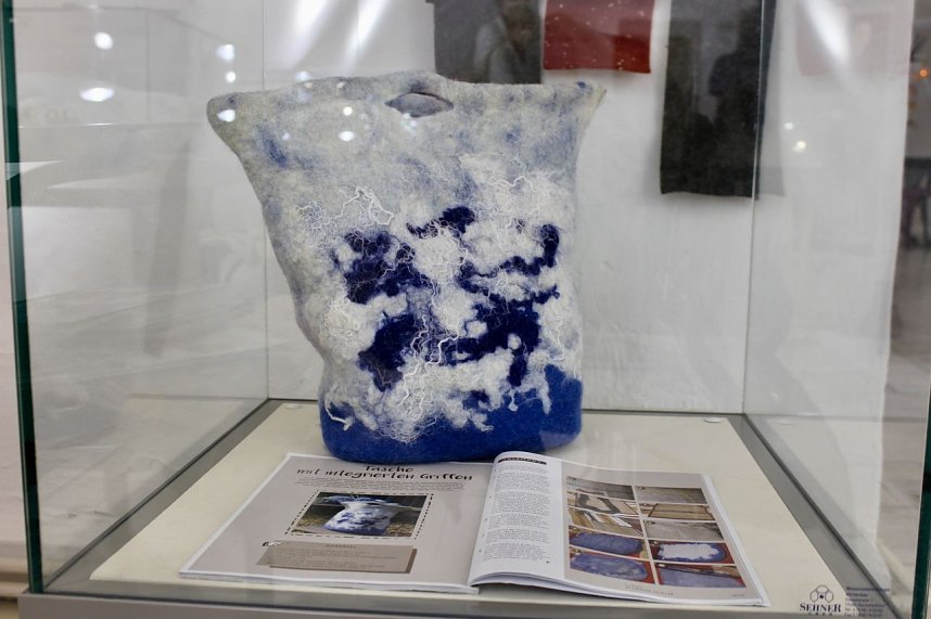 Kunstwerke aus Filz von Gabriele Hoffmann im Regionalmuseum Bad Frankenhausen