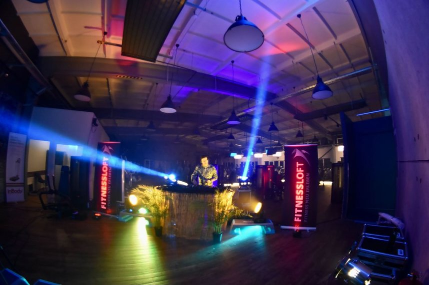 Livemusik aus dem Fitnessloft