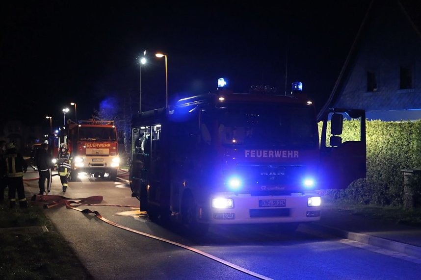 Gartenlaube brannte in Gro&szlig;furra