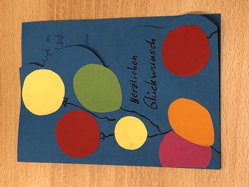 Eine ganze Reiher wundersch&ouml;ner Karten kam gestern im Affenwald an