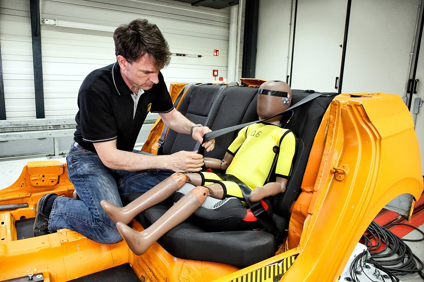 26 Sitze ADAC Kindersitztest Fr&uuml;hling 2021