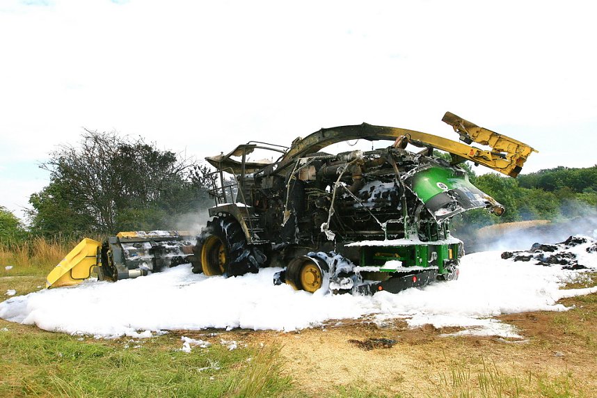 Hoher Sachschaden nach Brand an Gro&szlig;h&auml;cksler