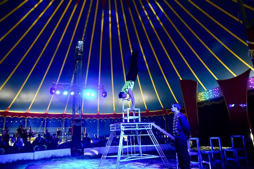 Zirkus Atlantik in Sundhausen