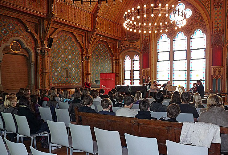 Musikstunde im Scholl-Gymnasium