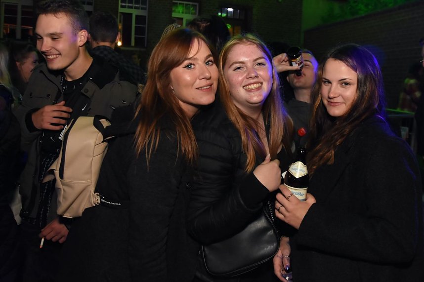 Ersti Party in der Hochschule