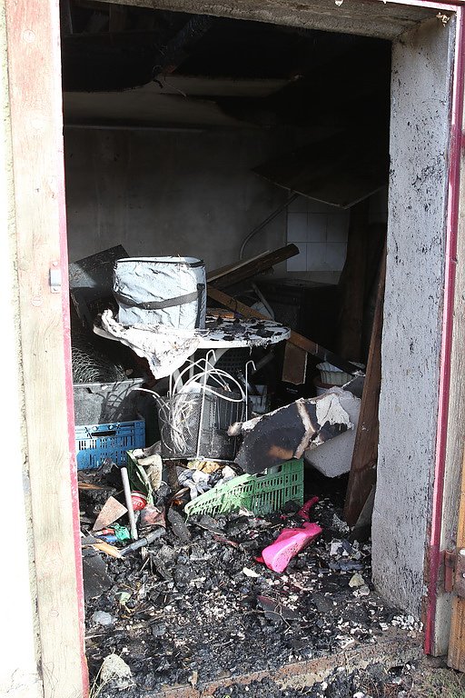 Abgebrannte Lauben in Greu&szlig;en