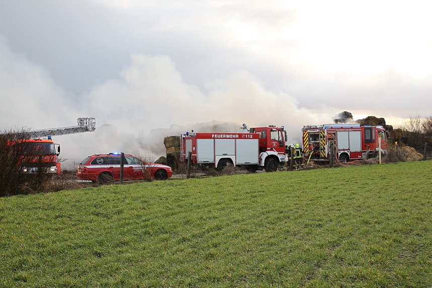 Strohballenbrand in Niedertopfstedt