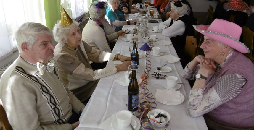 Hut-Fasching bei der Volkssolidarit&auml;t in Sondershausen