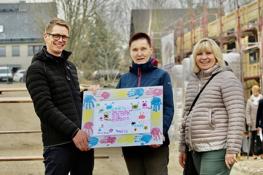 Richtfest f&uuml;r die Seniorenwohngemeinschaft 48" in Ebeleben 