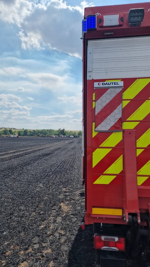 Brand eines Stoppelfeldes bei Bretleben