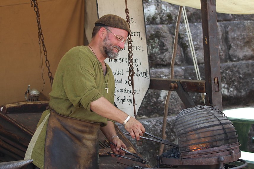 Mittelalterspektakel am Kyffh&auml;user Denkmal 