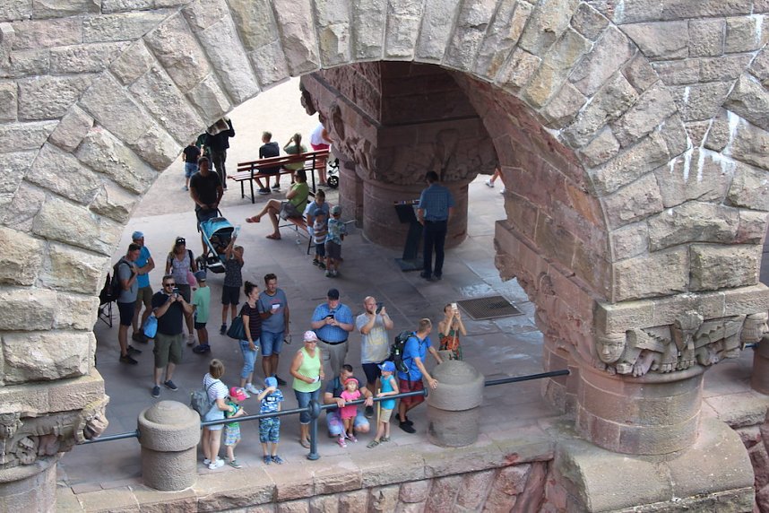 Mittelalterspektakel am Kyffh&auml;user Denkmal 