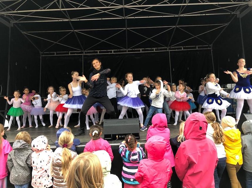 Auftritte des Tanzstudios Radeva