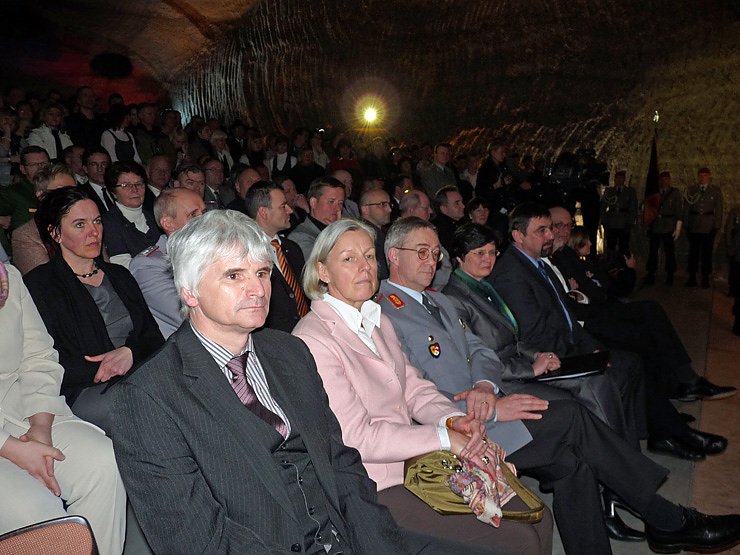 Gel&ouml;bnis unter Tage