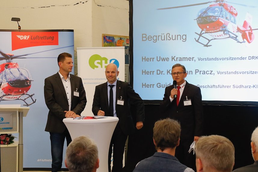 Festakt zum 30. Jubil&auml;um f&uuml;r "Christoph 37"