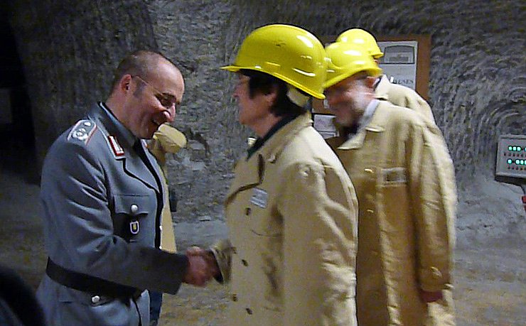 Gel&ouml;bnis unter Tage