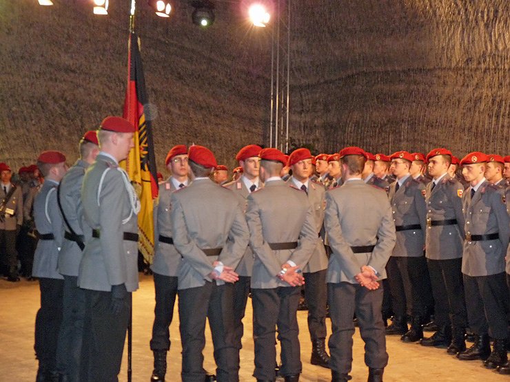 Gel&ouml;bnis unter Tage