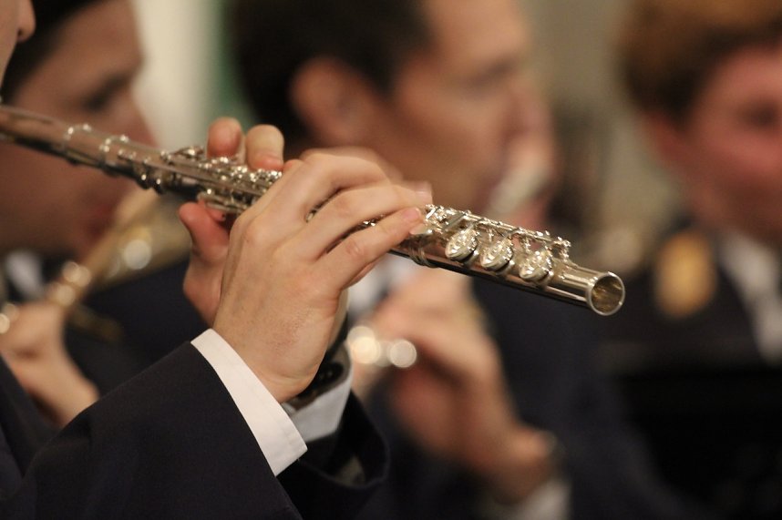Vor ausverkauftem Haus fand gestern das Benefizkonzert des Luftwaffenmusikkorps Erfurt und die Verleihung der Ehrenamtspreise der Stadt Sondershausen statt.