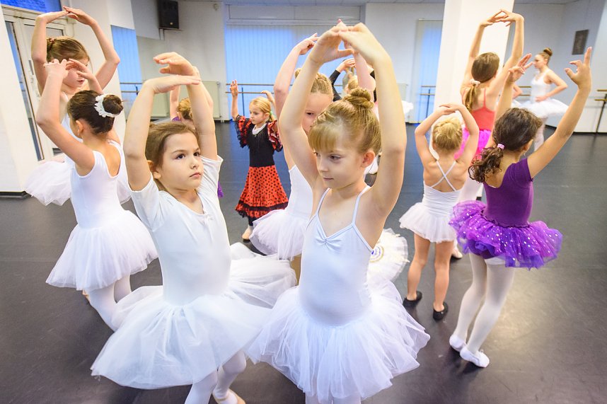 Tanzstudio Radeva bereitet Weihnahctsauff&uuml;hrungen vor