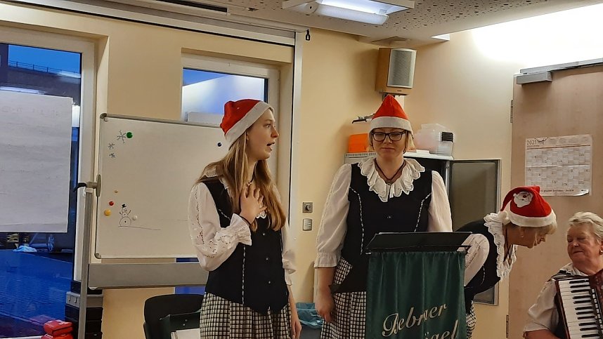 DRK-Kyffh&auml;userkreisverband feierte Nikolaus mit z&uuml;nftiger Musik