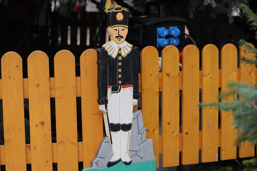 Morgendliche Impressionen von Sondersh&auml;user Weihnachtsmarkt