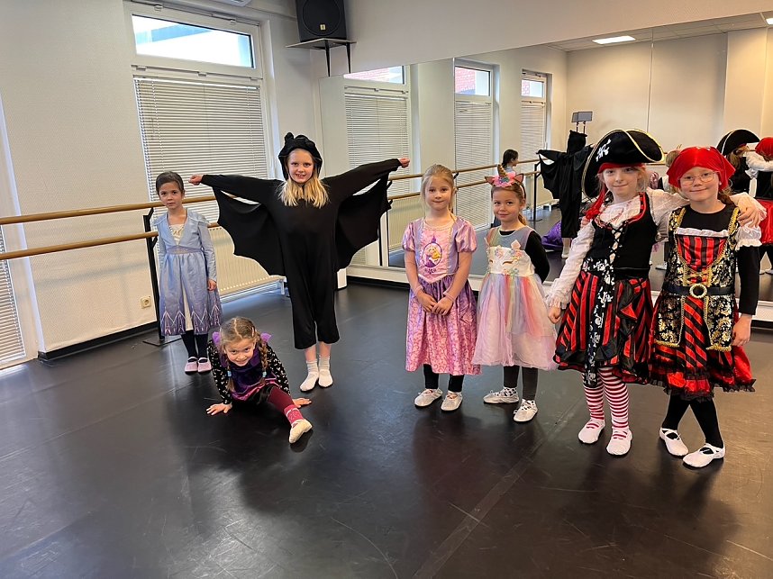 Faschingstanz bei Radeva