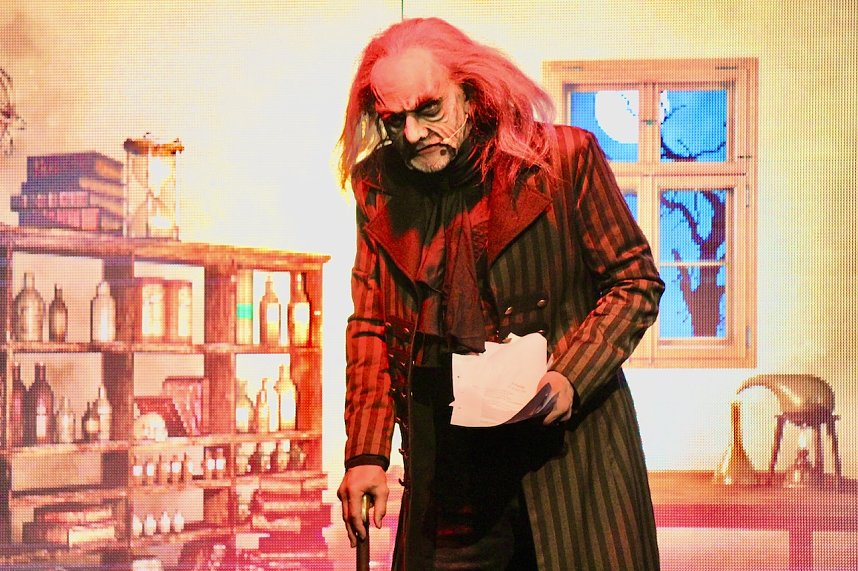 Rockthater "Faust n Roll" nach Goethe im Stocksen in Sondershausen