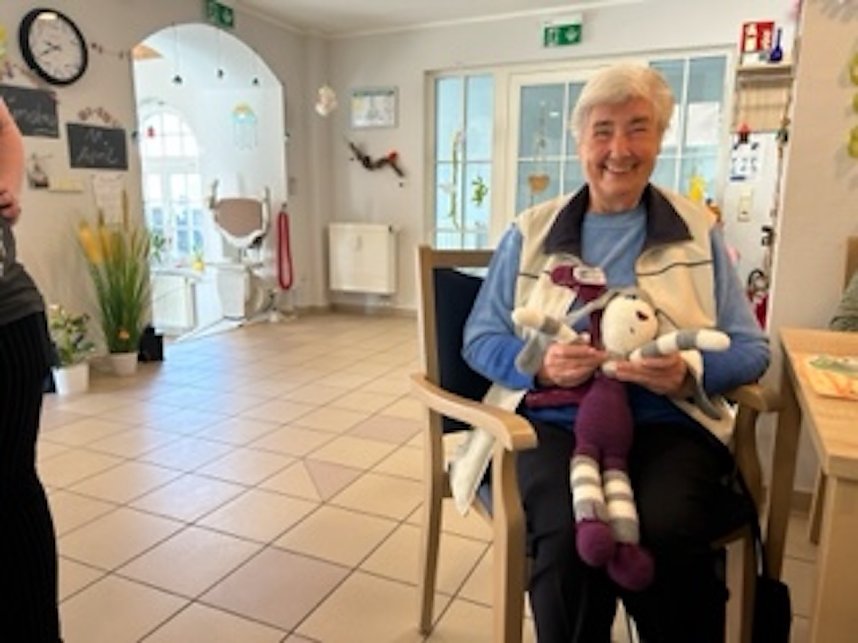 Osterfeier mit Hasen Novi in der Tagespflege Barbarossagarten in Bad Frankenhausen