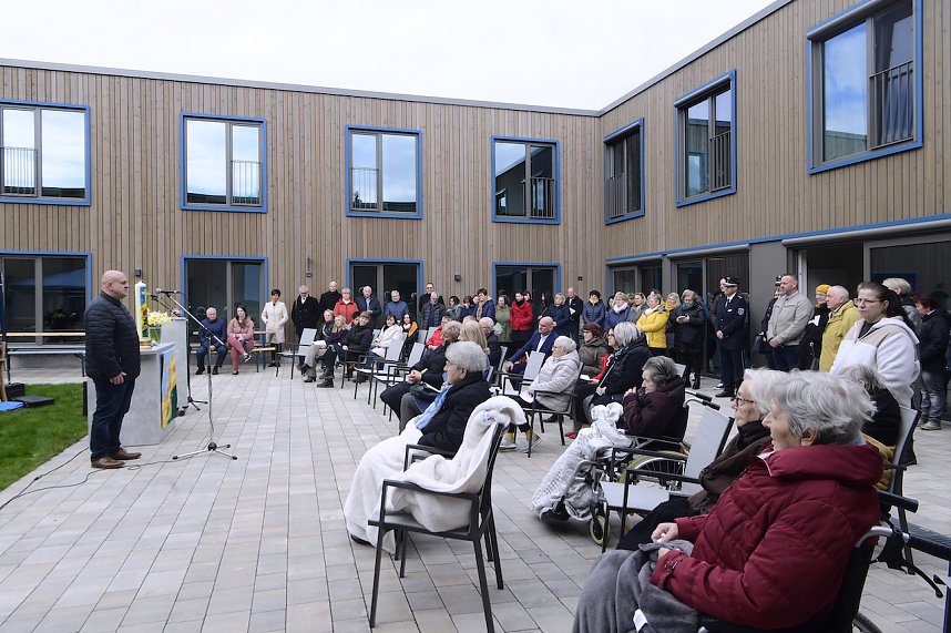 Feierliche Einweihung der Seniorenwohngemeinschaft Caroline Falk 