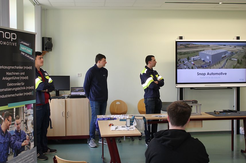 Schule trifft Wirtschaft - Regelschule Ro&szlig;leben