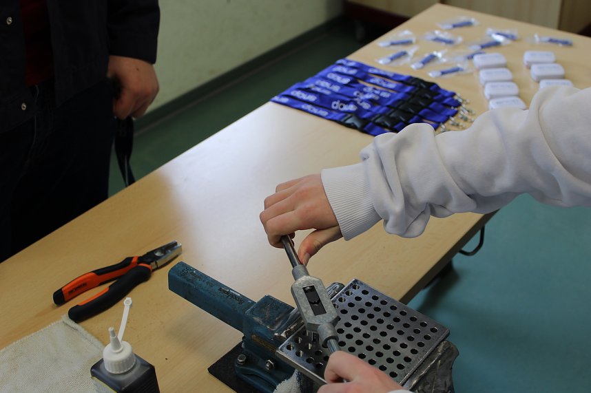 Schule trifft Wirtschaft - Regelschule Ro&szlig;leben