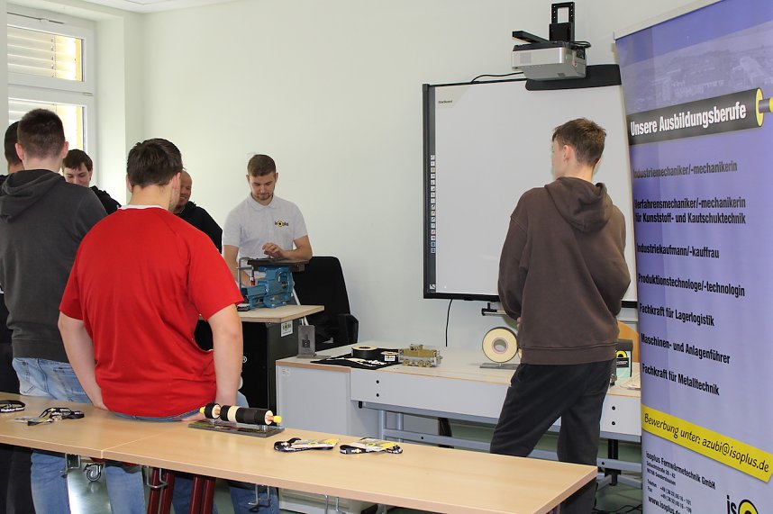 Schule trifft Wirtschaft - Regelschule Ro&szlig;leben