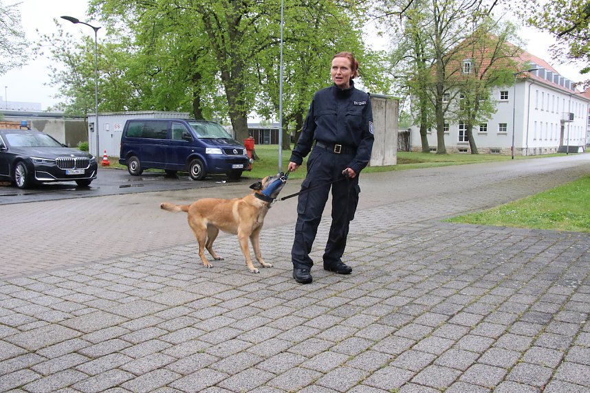 Besuch bei der Nordh&auml;user Hundestaffel