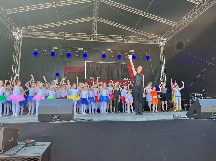 Das Tanzstudio Radeva auf dem Residenzfest