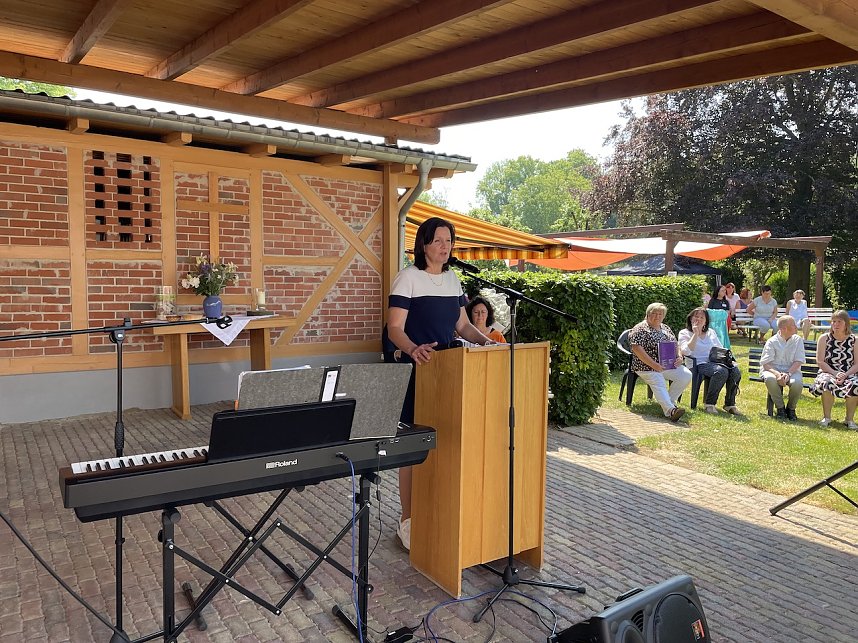 Landr&auml;tin Antje-Hochwind Schneider beim 140. Geburtstag des Karl Marien Hauses in Ebeleben