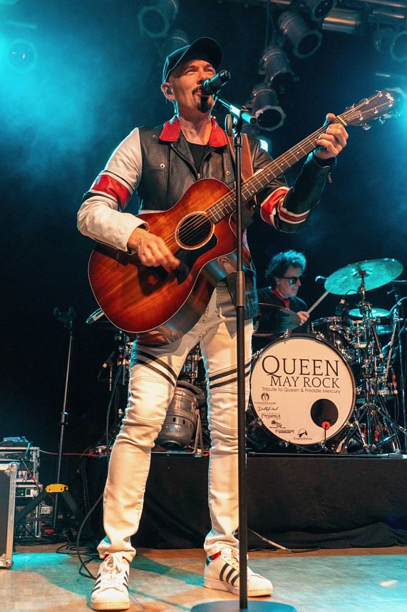 Queen May Rock bring den tiefsten Konzertsaal der Welt zum Beben 