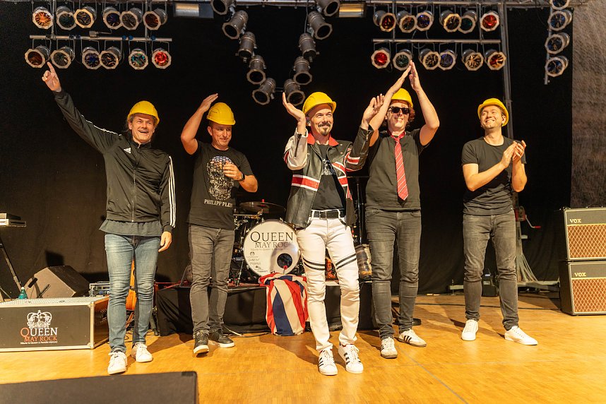 Queen May Rock bring den tiefsten Konzertsaal der Welt zum Beben 