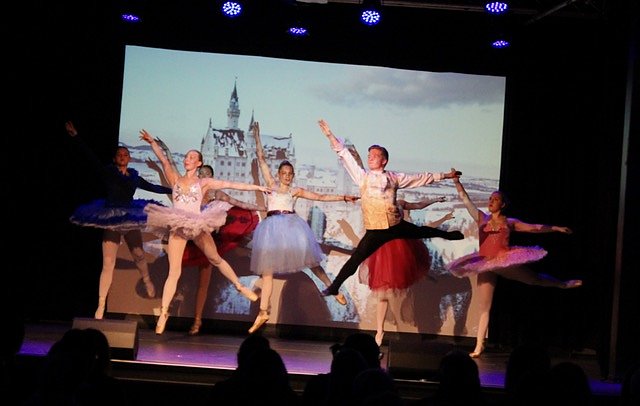 Getanzte Weihnachtsm&auml;rchen des Tanzstudio Radeva