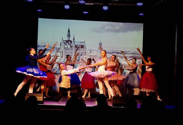 Getanzte Weihnachtsm&auml;rchen des Tanzstudio Radeva