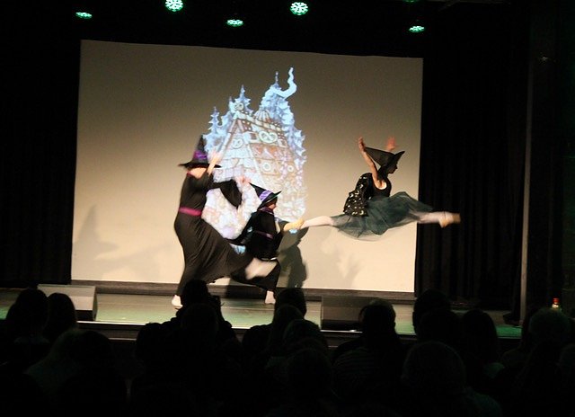 Getanzte Weihnachtsm&auml;rchen des Tanzstudio Radeva