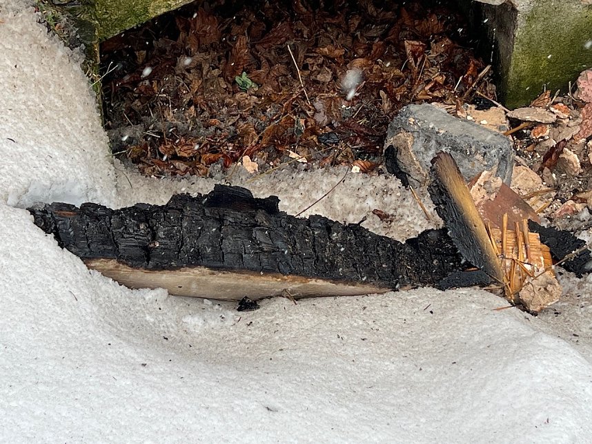 Brand im Sondersh&auml;user Schlosspark