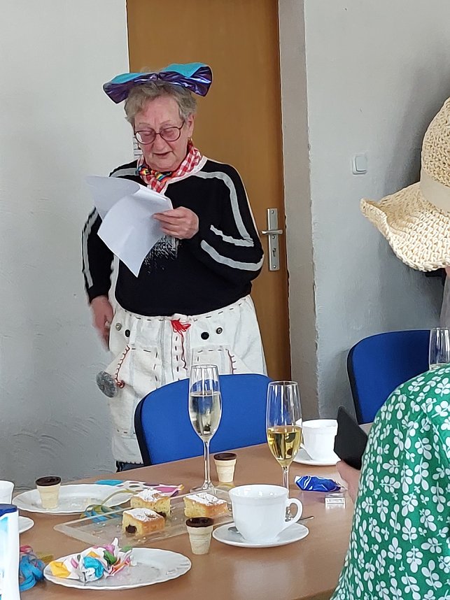 Faschingstrubel im Seniorentreff Jecha