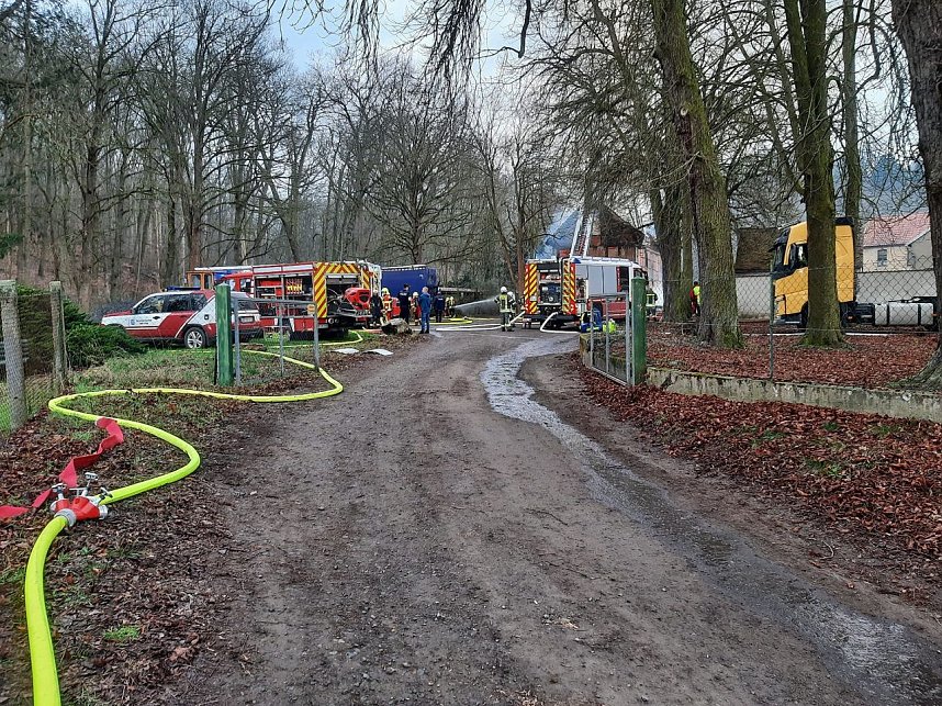Brand und L&ouml;scharbeiten in Heldrungen