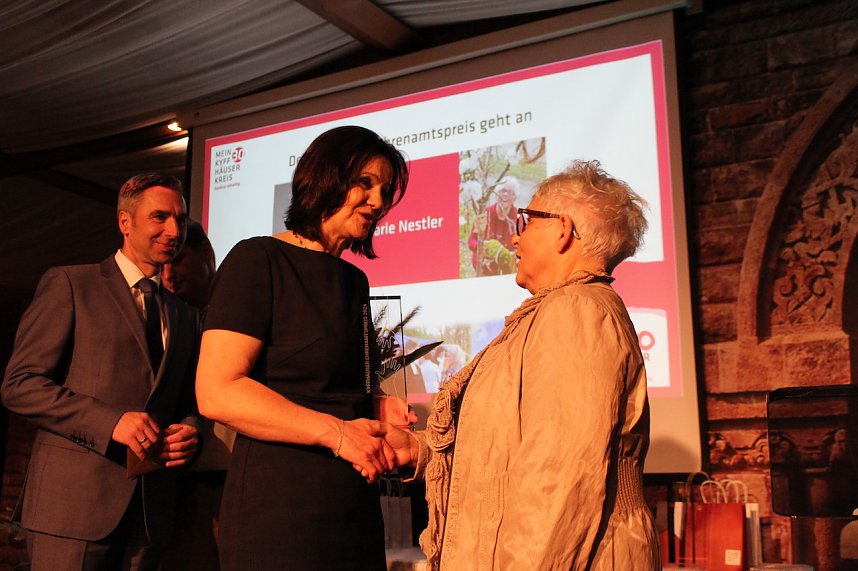 Die 6. Ehrenamtsgala des Kyffh&auml;userkreises wurde von zweihundert G&auml;sten gefeiert