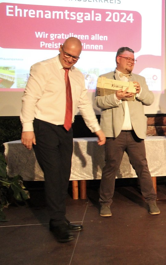 Die 6. Ehrenamtsgala des Kyffh&auml;userkreises wurde von zweihundert G&auml;sten gefeiert