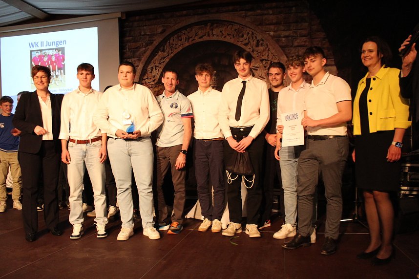 26. Kyffh&auml;user Sportgala auf dem Burghof am Kyffh&auml;user. Ehrung der Sportlerinnen und Sportler