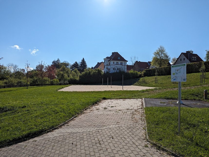 Im Bergbad Sonnenblick in Sondershausen sind die Vorbereitungen auf die kommende Badesaison in vollem Gange