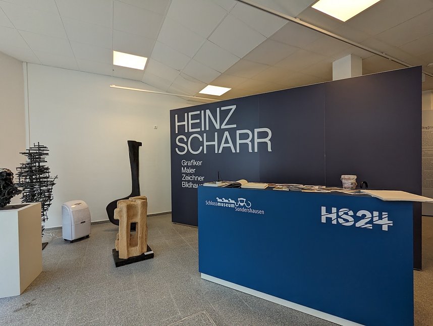 Die Sch&uuml;lerinnen und Sch&uuml;ler der Regelschule am Franzberg durften die Werke von Heinz Scharr eigenst&auml;ndig interpretieren