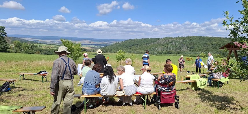 Waldgottesdienst an der Sch&ouml;nen Aussicht